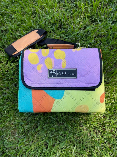 Koko' Picnic Blanket- Happy Flowers